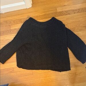 Cozy Black Crewneck Sweater - Relaxed Boxy Fit